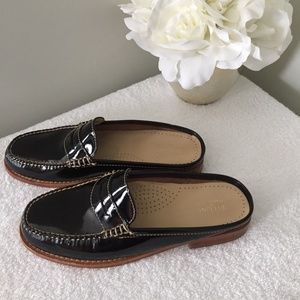 G.H. BASS & CO. leather hand sewn moccasin mules
